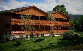 The Lodges at Cresthaven Lake George